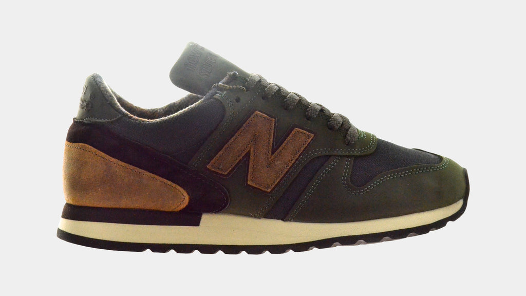 NEW BALANCE M770MGC